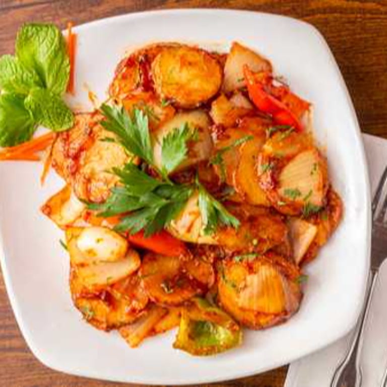 Freshly Baked Naan: A Flavorful Addition